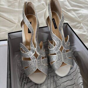 Alex Marie White Dress Heels